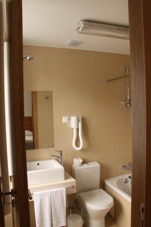 Angra do Heroísmo Hotel Zenite חדר תמונה